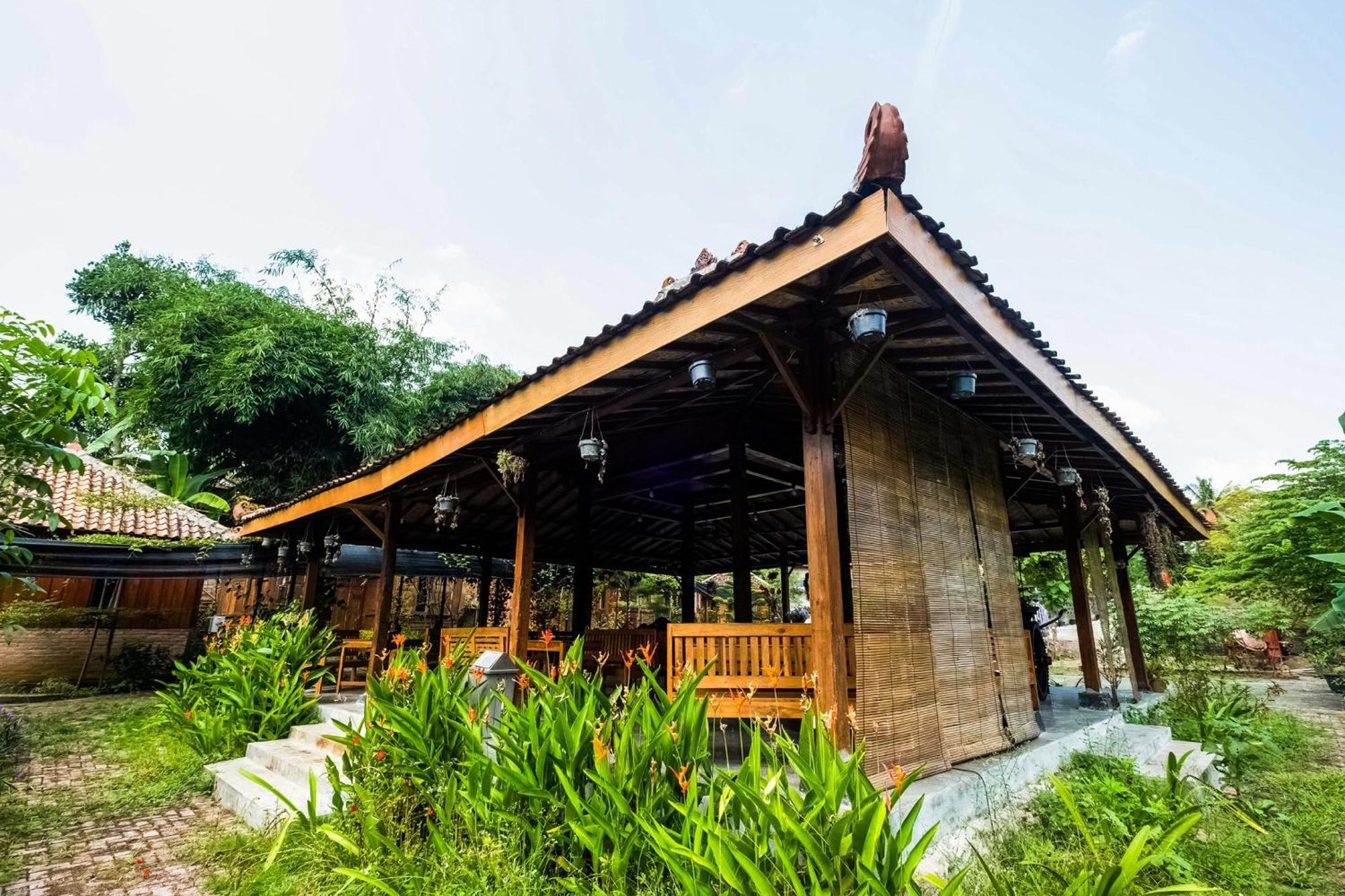โอโย 3562 พอนด์ก อินสไปราซี มิงกีร์ Hotel Klangkapang ภายนอก รูปภาพ